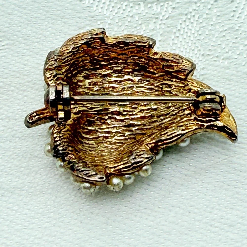 Vintage Classic Gold Tone Faux Pearl Cluster Autumn Leaf Foliage Brooch Pin